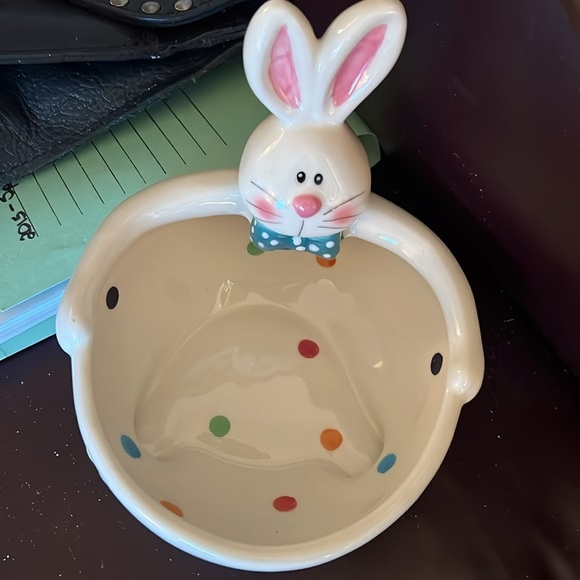 Easter Bunny 3-D White Polka Dot Bow Tie Candy Trinket Bowl Dish - Picture 5 of 15